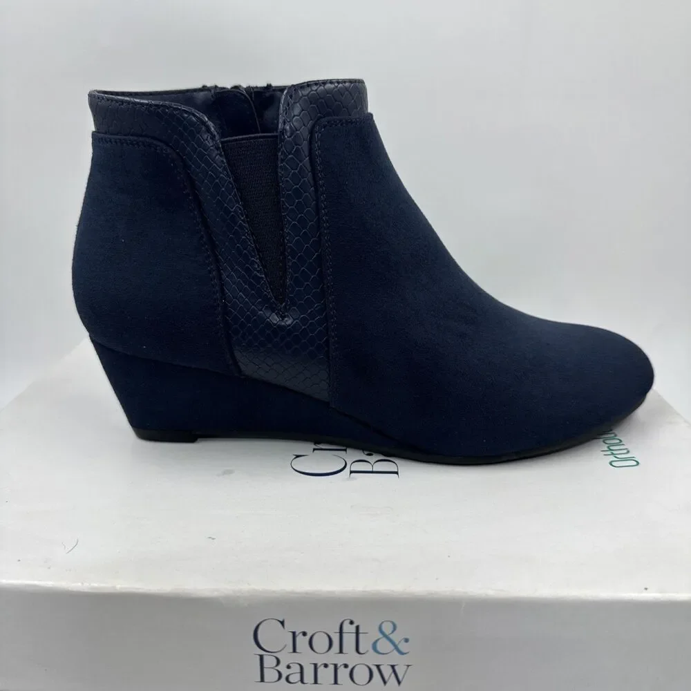 Croft & Barrow Boots Womens 7.5 Ocelote Ankle Ortholite Booties Blue Suede Wedge